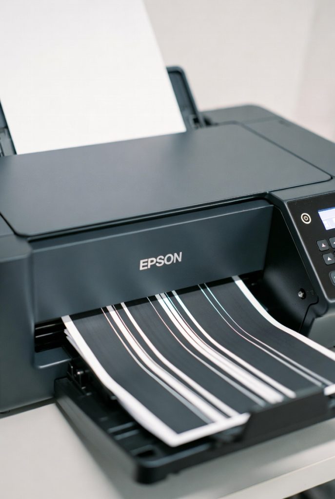 Impresora Epson imprime con rayas blancas